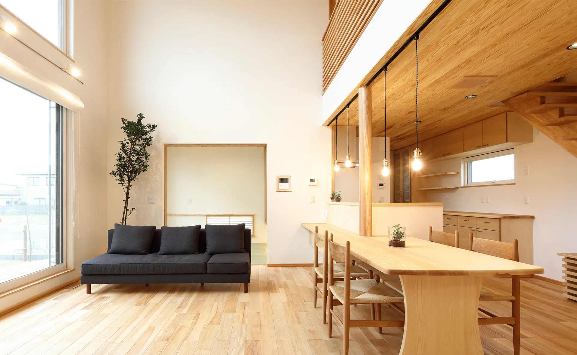 メインビジュアル2